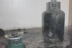 آتش سوزی اتاق کارگری دو کارگر را سوزاند +عکس