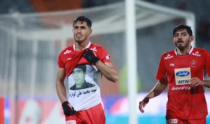 پرچم قرمز رنگ با برد پرسپولیس مقابل صنعت نفت آبادان بر قله لیگ برتر نشست