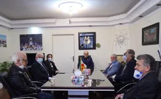 جلسه پیشکسوتان استقلال با سعادتمند