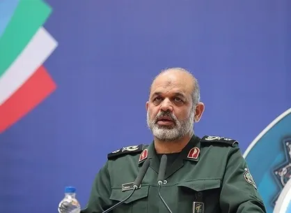 سردار وحیدی: در اتفاقات اخیر تعدادی از نیروی&zwnj;های امنیتی و مردم ما شهید شدند، اما غربی&zwnj;ها آنقدر جاهل و نادان هستند که در روز روشن از جنایت دفاع می&zwnj;کنند + فیلم