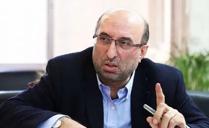 معطلی بیش از ۲ میلیون تن نهاده در بنادر و سرگردانی دامداران