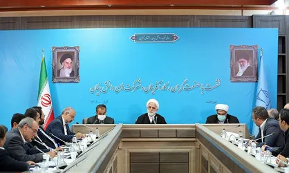 دیدار رئیس قوه قضاییه با جمعی از صنعتگران، تولیدکنندگان و کارآفرینان خراسان جنوبی