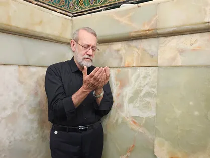 نامه شهید علی لاریجانی در آرزوی خادمی حرم امام رضا(ع) + عکس