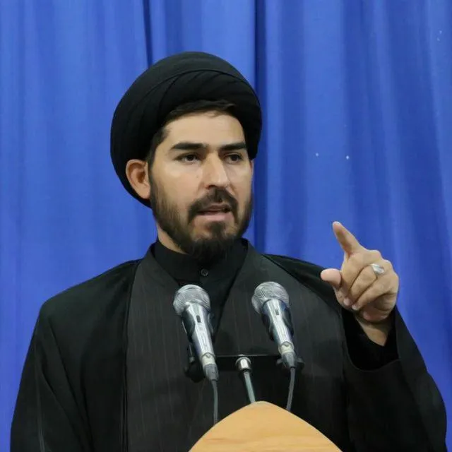 امام جمعه موقت زابل: ناامنی سیستان و بلوچستان باید به‌عنوان یک مسئله ملی مورد توجه قرار گیرد