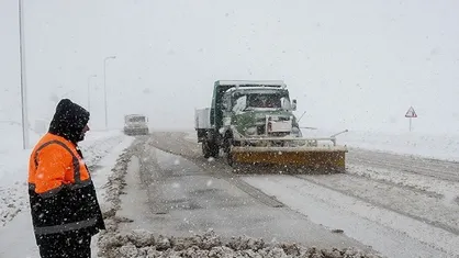 با وجود بارش شدید برف، تردد در راه&zwnj;های استان تهران برقرار است/ هیچ&zwnj;گونه انسدادی گزارش نشده