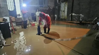 شرق گلستان زیر باران سیل&zwnj;آسا؛ هلال&zwnj;احمر به ۳۶ خانوار امدادرسانی کرد + فیلم