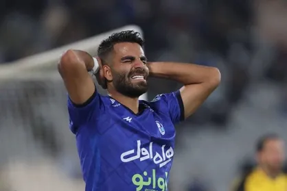 دوری ۴ ماهه مرادمند از میادین/ مدافع استقلال دربی را از دست داد
