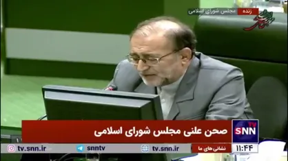 تذکر یک نماینده به دوخت و نصب پرچم آمریکا بر روی بعضی لباس&zwnj;ها