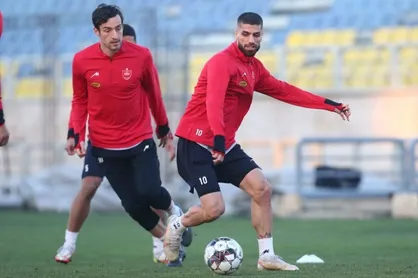 تمرین پرسپولیس عقب افتاد