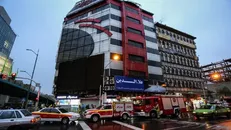 قطع برق پاساژ علاءالدین اعتراض کسبه این پاساژ را به دنبال داشت