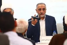 استادان باید به تربیت اخلاقی دانشجویان توجه کنند/ از استاد لاییک انتظاری نیست که زمینه رشد اخلاقی دانشجویان را فراهم کند