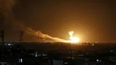 سازمان دفاع مدنی عربستان خبر داد یک موشک یمن به منطقه «جازان» اصابت کرده است
