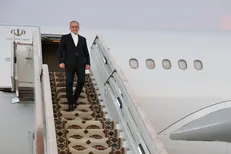 پزشکیان وارد شهر ترکمن باشی شد + عکس و فیلم