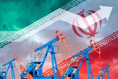 بلومبرگ: ایران با وجود تحریم‌های آمریکا همچنان قادر به صادرات نفت خود است