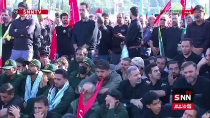 مردم شعار انتقام یک کلام را ساعتی قبل از اقامه نماز بر پیکر مطهر رهبر شهید سر دادند