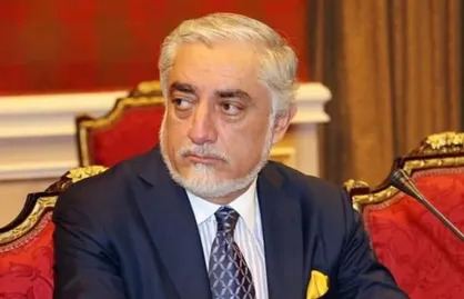 &laquo;عبدالله عبدالله&raquo; خبر بازداشت خود توسط طالبان را تکذیب کرد / منشاء خبر توئیت خبرنگار هندی بود