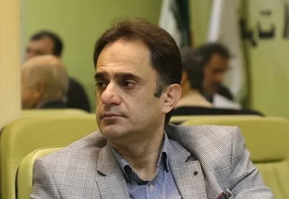 دکتر نوروزی: چطور می&zwnj;توانیم زمین چمن&zwnj;مان را عاری از میکروب و ویروس کنیم؟