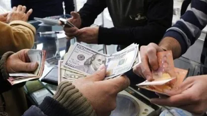 بازار غیر رسمی ارز سرخپوش شد/ بانک مرکزی پیروز نبرد ارزی می&zwnj;شود؟