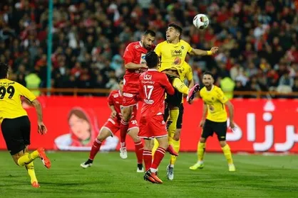 پرسپولیس برنده قطعی بازی با سپاهان شد