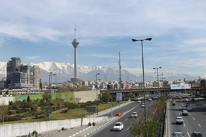معابر و بزرگراه های پایتخت خلوت است/ با سرعت مطمئنه تردد کنید
