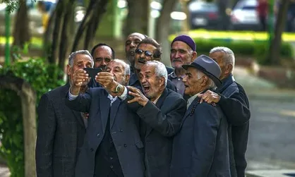 سرعت رشد سالمندی در ایران / حدود ۵۰ درصد هزینه&zwnj;های درمان صرف سالمندان می&zwnj;شوند