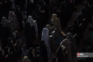 اقامه نماز عید فطر در حرم حضرت معصومه (س)