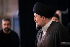 حضور حجت‌الاسلام سید حسن خمینی در مراسم چهلم قائد امت + فیلم