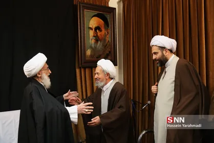دیدار اعضای شورای عالی همایش امام رضا (ع) و گفتگوی ادیان با مراجع تقلید