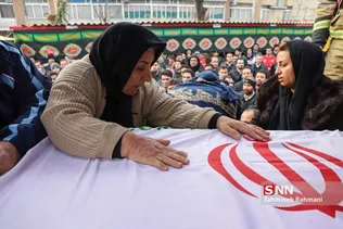 تشییع پیکر آتش نشان شهید سید احسان جامعی