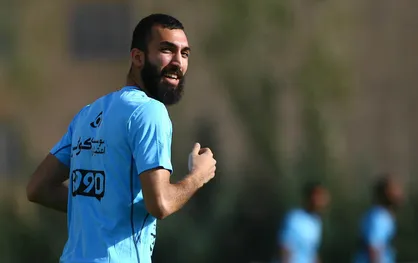 ستاره استقلال در قطر/ روزبه از آبی&zwnj;پوشان جدا می&zwnj;شود؟+عکس