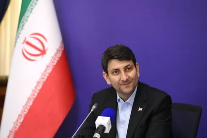 وزیر ارتباطات: قدردان شرافت و شهامت تمامی اهالی خبر و نظر هستیم