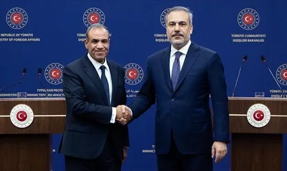 رایزنی وزرای خارجه مصر و ترکیه با محوریت نوار غزه