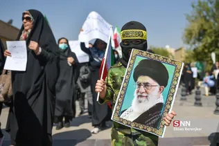 راهپیمایی بانوان فاطمی در شیراز