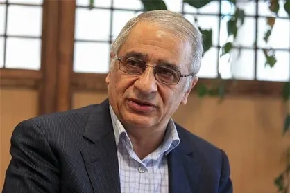 مظاهری: تقاضا در بازار ارز کاهش و عرضه افزایش یافته است/ اثر مذاکرات وین بر قیمت دلار و سایر کالا&zwnj;ها چیست؟