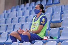 خبر جذاب نقل و انتقالاتی پرسپولیس؛ مدافع جنجالی استقلال در لیست گل محمدی!
