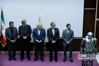 مراسم رونمایی از روبات «سورنا ۴»