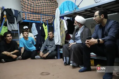 بازدید نماینده رهبر انقلاب از خوابگاه دانشجویان دانشگاه سمنان