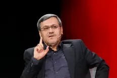 قشقاوی: بازنگری در دکترین هسته‌ای ایران روز به روز قوت می‌گیرد
