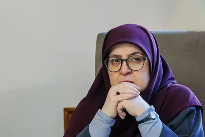 مهاجرانی: ذخیره بنزین به اندازه کافیست/ زندگی در کشور جریان دارد + فیلم