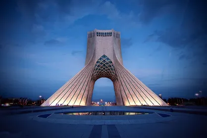 اقدامات شهرداری در هفته تهران؛ از ارائه خدمات سلامت&zwnj;محور تا تخفیف&zwnj;های ویژه حمل&zwnj;ونقل عمومی