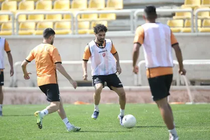 بازگشت کاپیتان پرسپولیس به تمرینات سرخپوشان