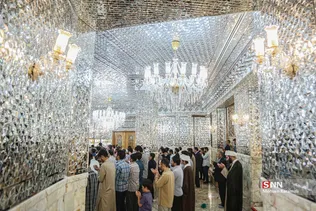 نماز عید قربان در حرم بانوی کرامت
