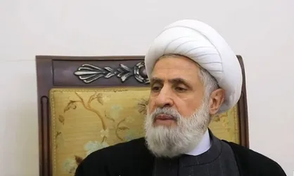 تاکید شیخ نعیم قاسم بر نقش بی&zwnj;بدیل شهید سلیمانی در پیروزی مقاومت در جنگ ۳۳ روزه