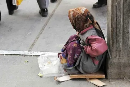 ۹۵ درصد کودکان خیابانی با خانواده های خود زندگی می کنند / معرفی باندهای مدیریت کودکان خیابانی به وزارت اطلاعات