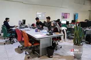 بازدید معاون پارلمانی رئیس جمهور از کارخانه نوآوری آزادی