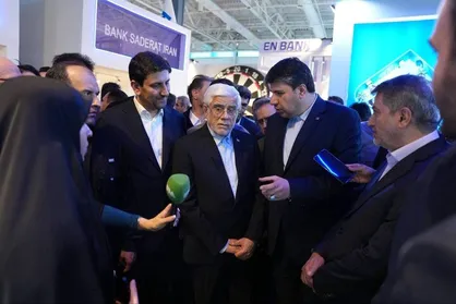 بازدید معاون اول رئیس&zwnj;جمهور از نمایشگاه الکامپ