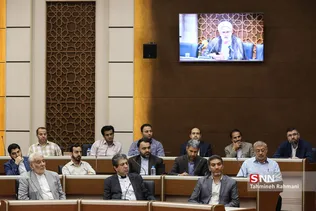 دوشنبه های گام دوم انقلاب