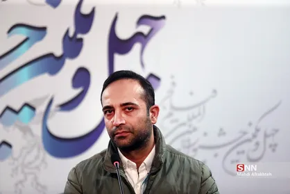 فرشاد گل&zwnj;سفیدی:  سیمرغ صد در صد حق علی نصیریان است/
ژاله صامتی یک تنه &laquo;سرهنگ ثریا&raquo; را پیش برد