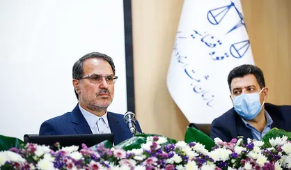 نباید بر اثر صدور اجراییه واحد&zwnj;های ثبتی، کارخانجات تعطیل و ماشین آلات آن به فروش برود