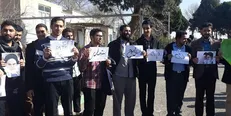 تجمع دانشجویان سبزوار با امنیتی شدن فضای نماز جمعه لغو شد/ دولت به دنبال شنیدن صدای منتقدان نیست